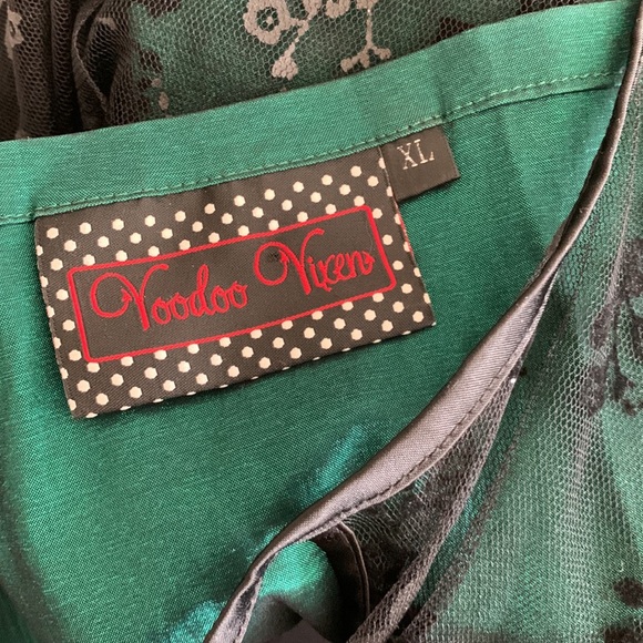 ❌SOLD❌Voodoo Vixen Emerald Dress - Picture 12 of 14